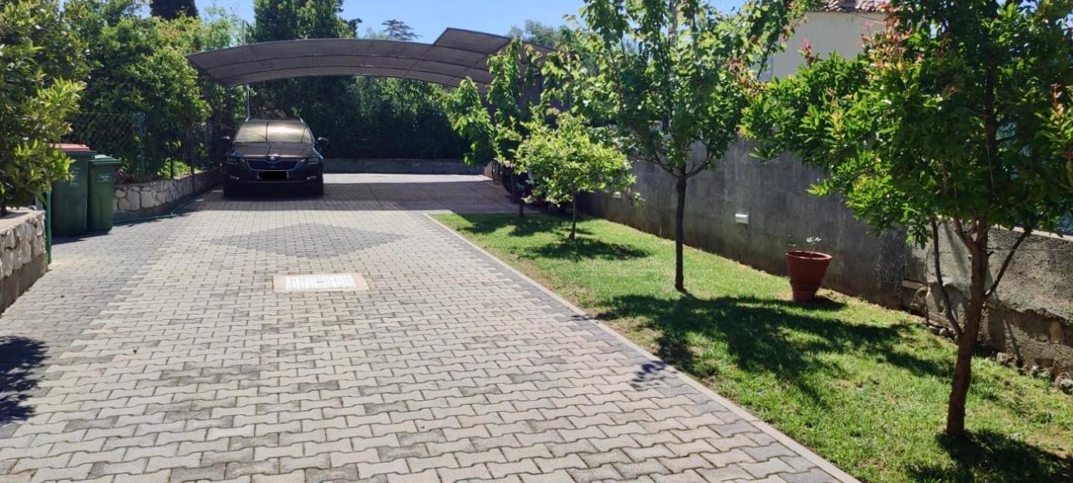 Bokanjac With Free Covered Parking *